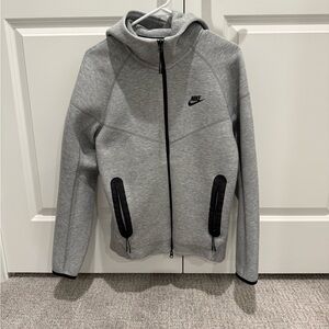 Nike Heather Gray Zip-Up Jacket